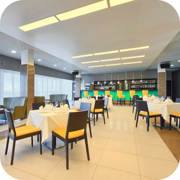 Кафе у моря